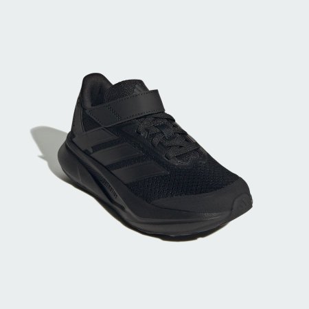 حذاء adidas