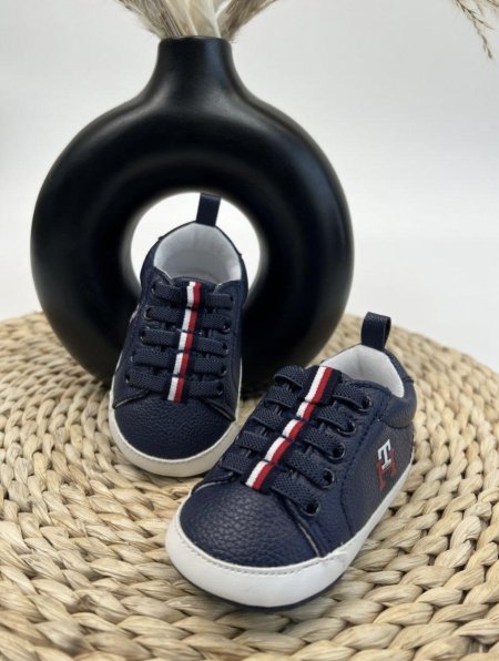 حذاء بيبي TOMMY