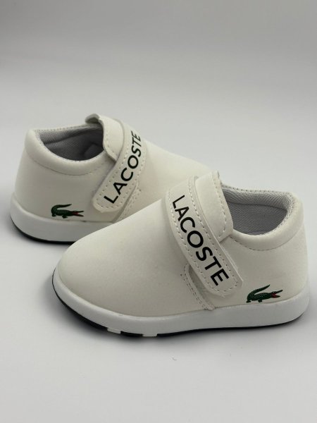 حذاء Lacoste طبي